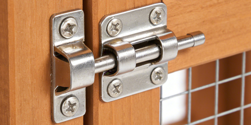 Wooden chicken coop latch lock